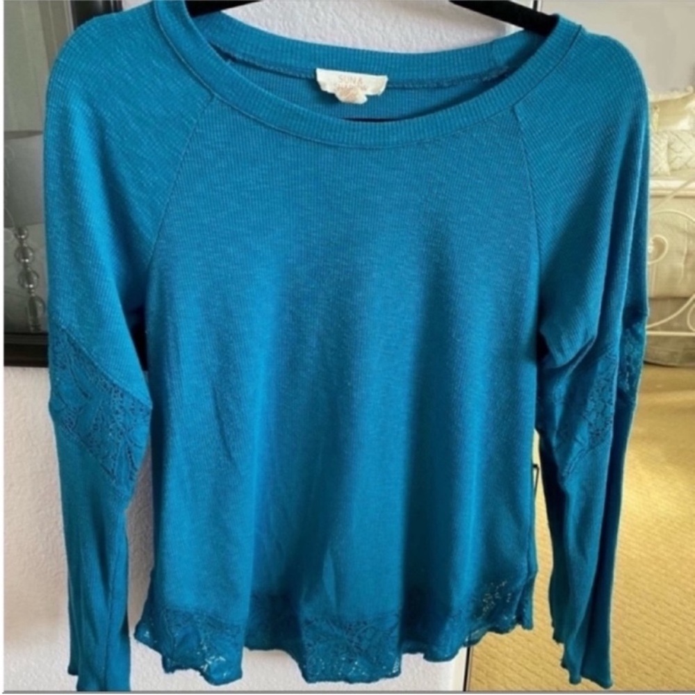 Women's Sun & Shadow Blue Embroidered Long Sleeve Size Medium
